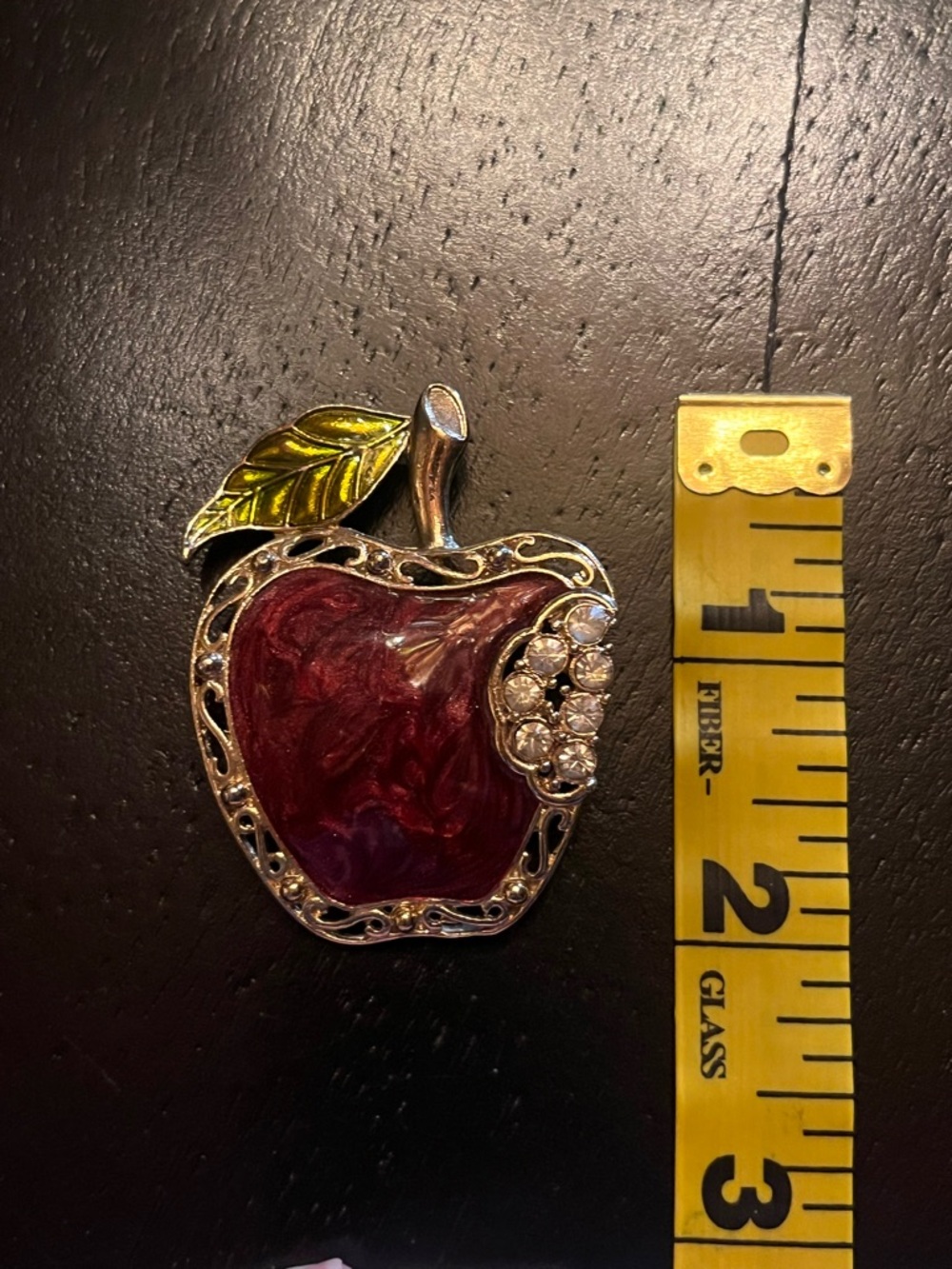 Red Apple Enamel & Crystal Brooch - Picture 5 of 5
